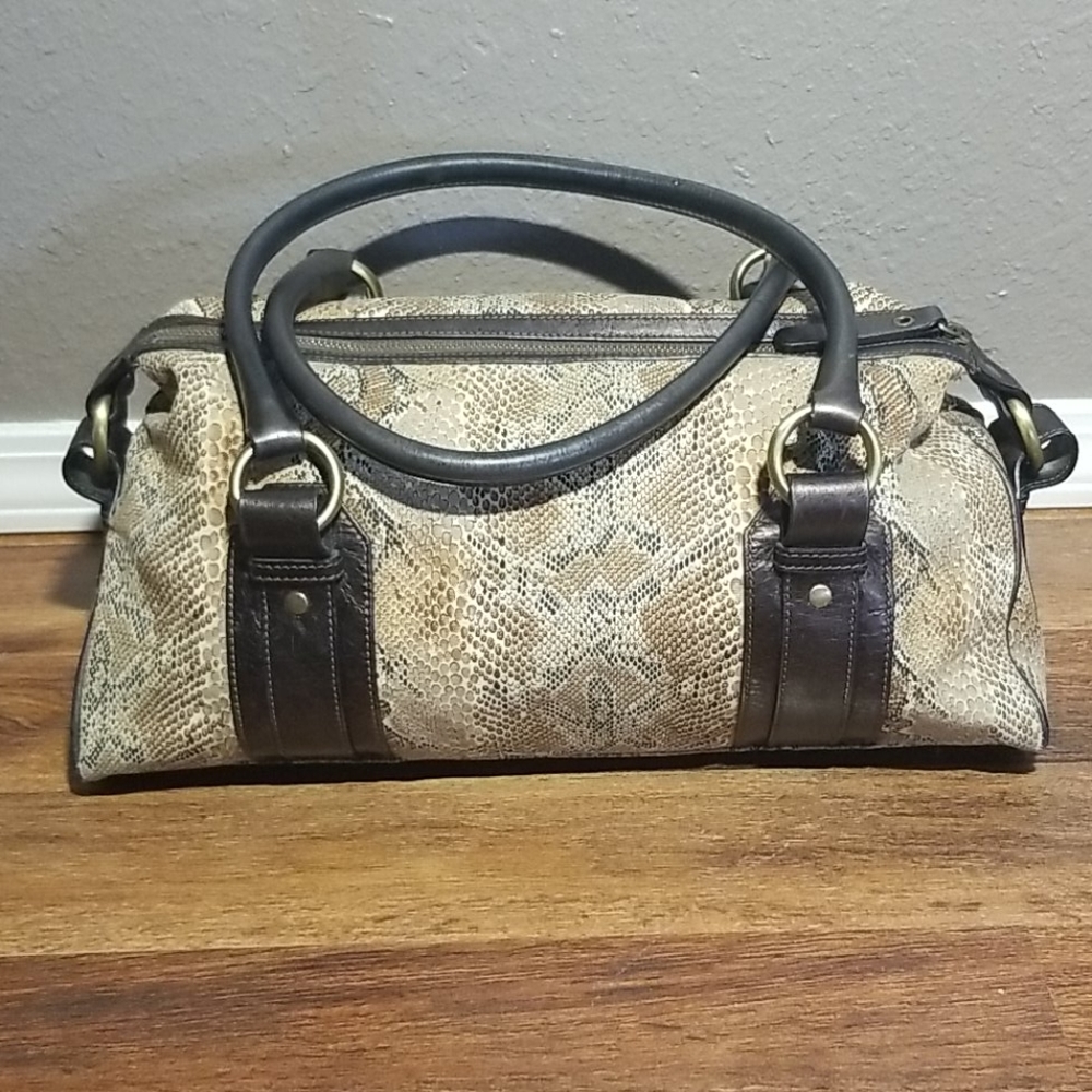 Burberry bag - Picture 2 of 9